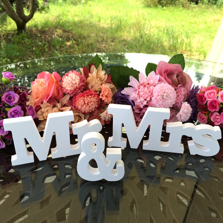 Wooden Mr & Mrs sign