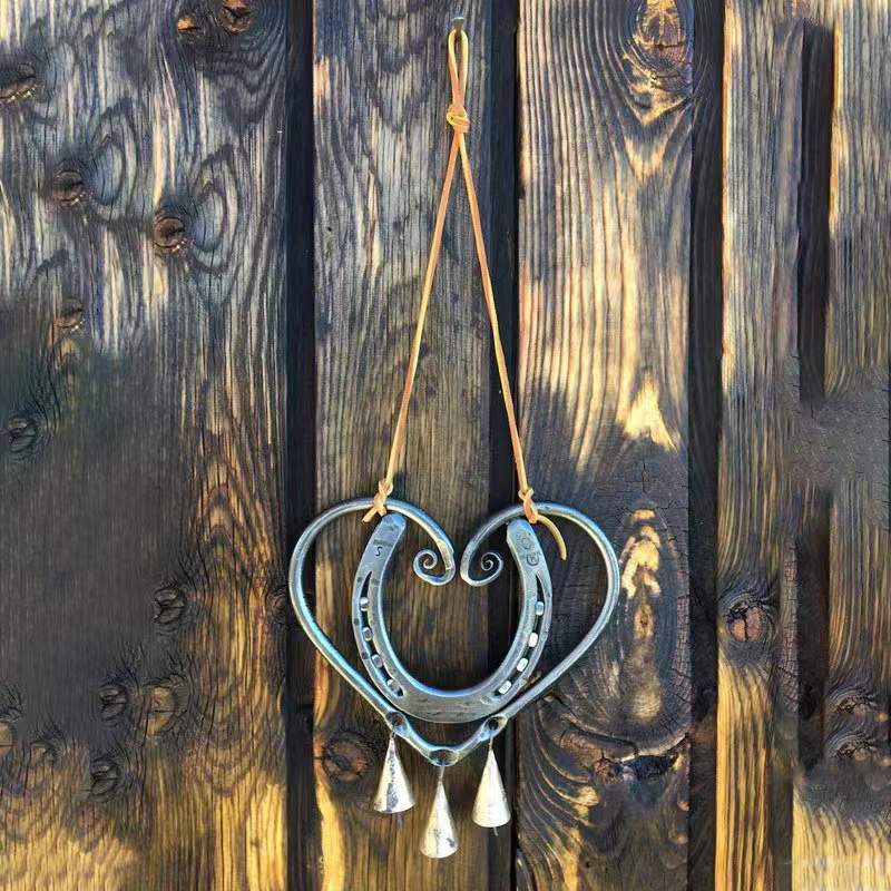 Lucky Love Chimes Valentine's Day Iron Wind Chimes